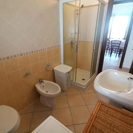 Casa Vicina Alla Spiaggia Con Bellissima Vista Mare
