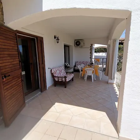 Casa Vicina Alla Spiaggia Con Bellissima Vista Mare * 테르테니아